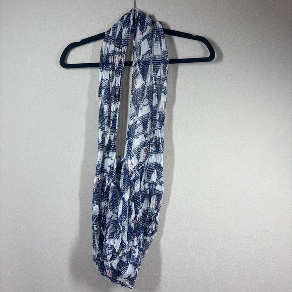 Free People Handbags - Free People Navy White Geometric Diamond Print Crinkle Gauze Reusable Bag